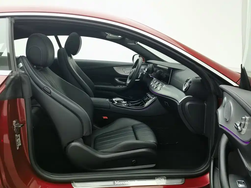 Mercedes-Benz E-Class (Import) — миниатюра 23