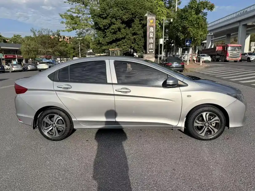 Honda City — миниатюра 4