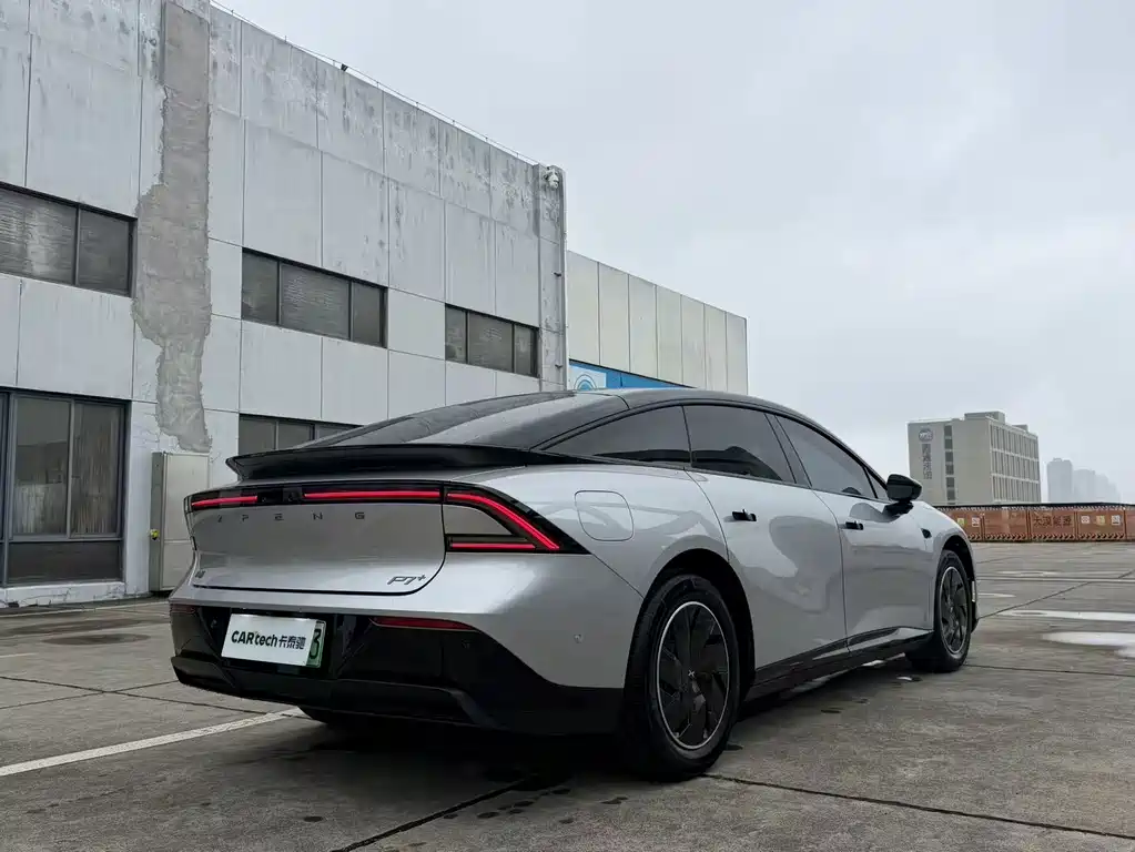 XPeng P7+ — миниатюра 9