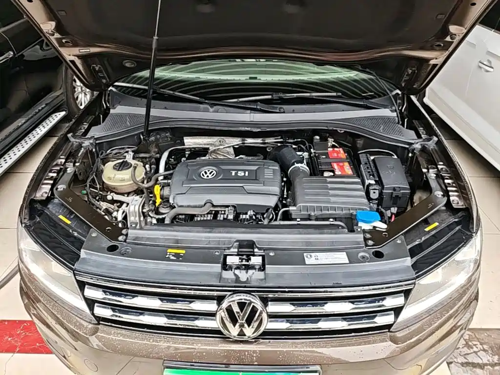 Volkswagen Tiguan L — миниатюра 20