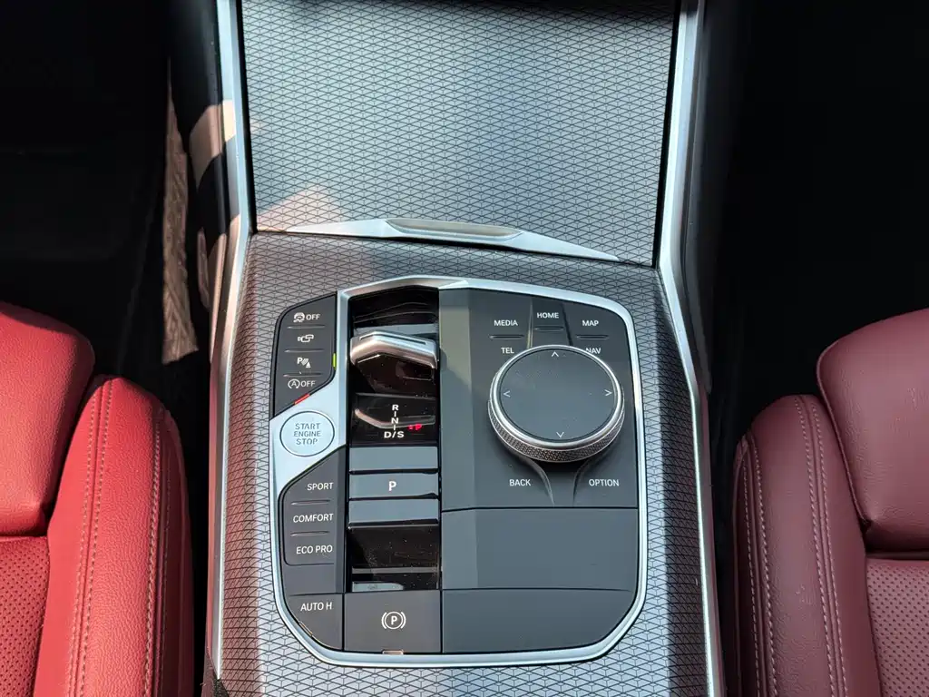 BMW 3 Series — миниатюра 8