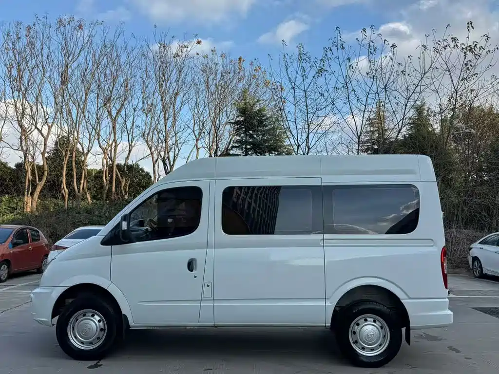 MAXUS V80 — миниатюра 3