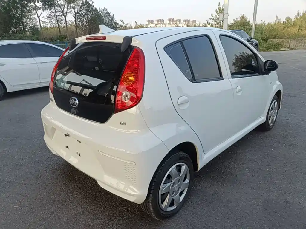 BYD e1 — миниатюра 7