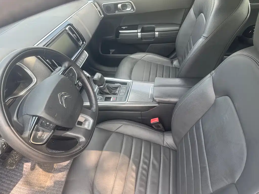 Citroen C6 — миниатюра 5
