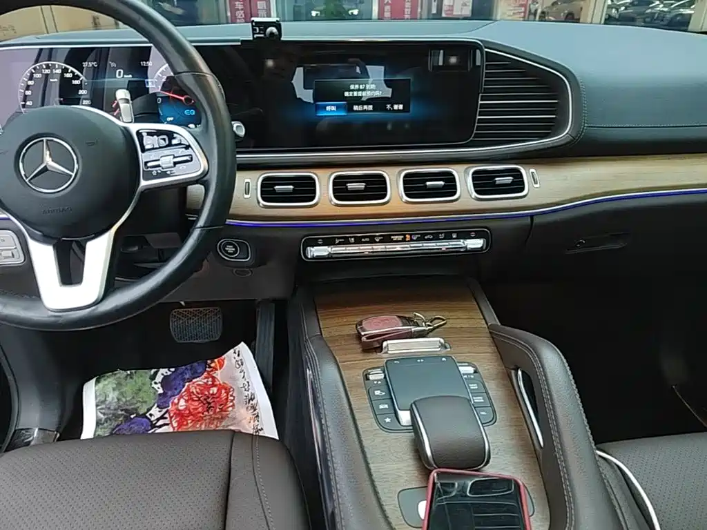 Mercedes-Benz GLE New Energy — миниатюра 13