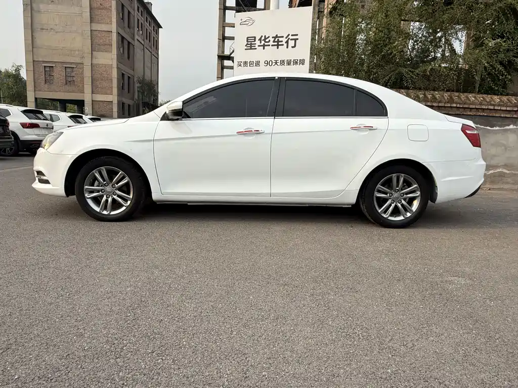Geely Emgrand — миниатюра 7