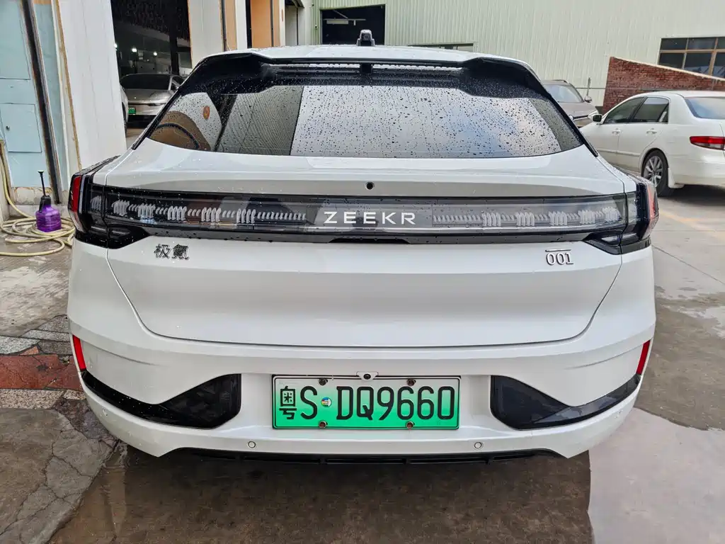 ZEEKR EXTREME KRYPTON 001