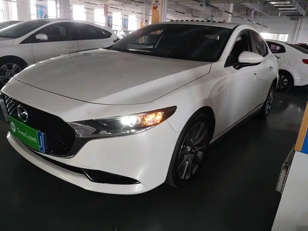 Mazda 3 Axela — миниатюра 2