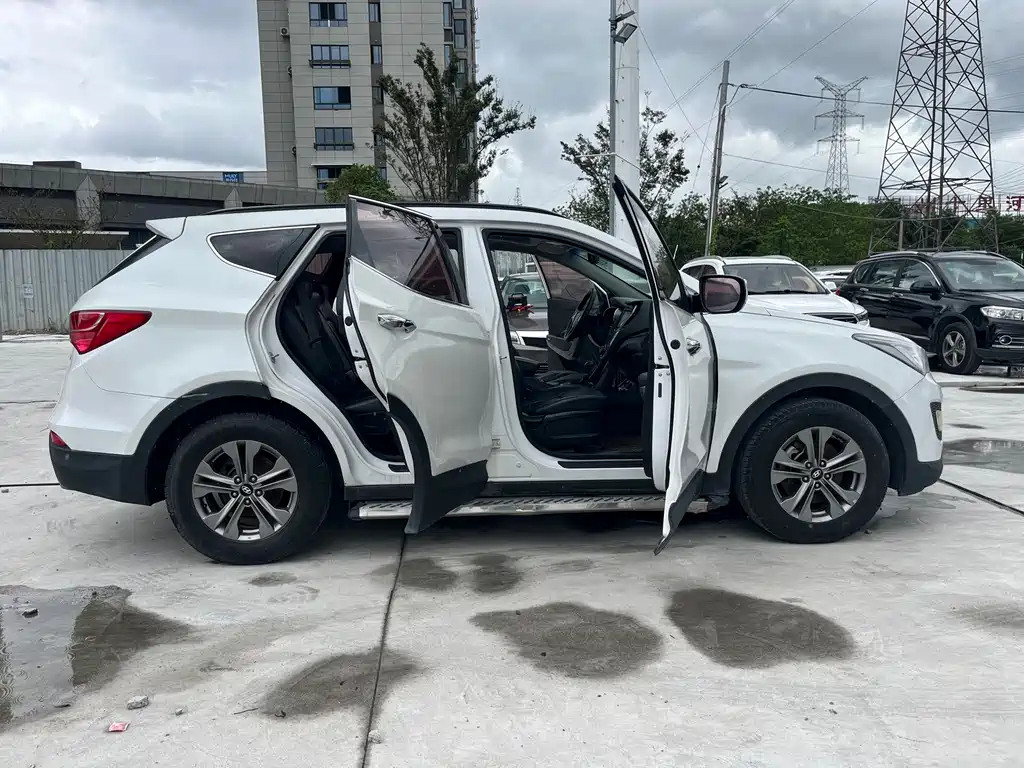 Hyundai Santa Fe — миниатюра 14