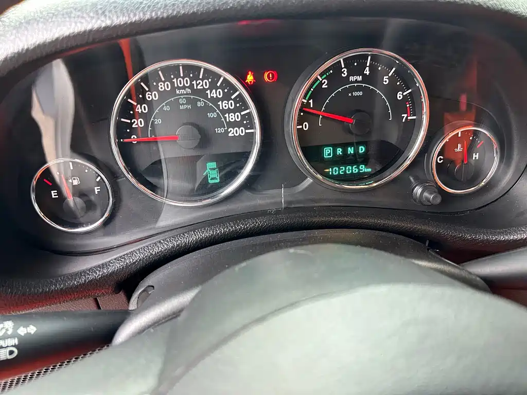 Jeep Wrangler — миниатюра 10
