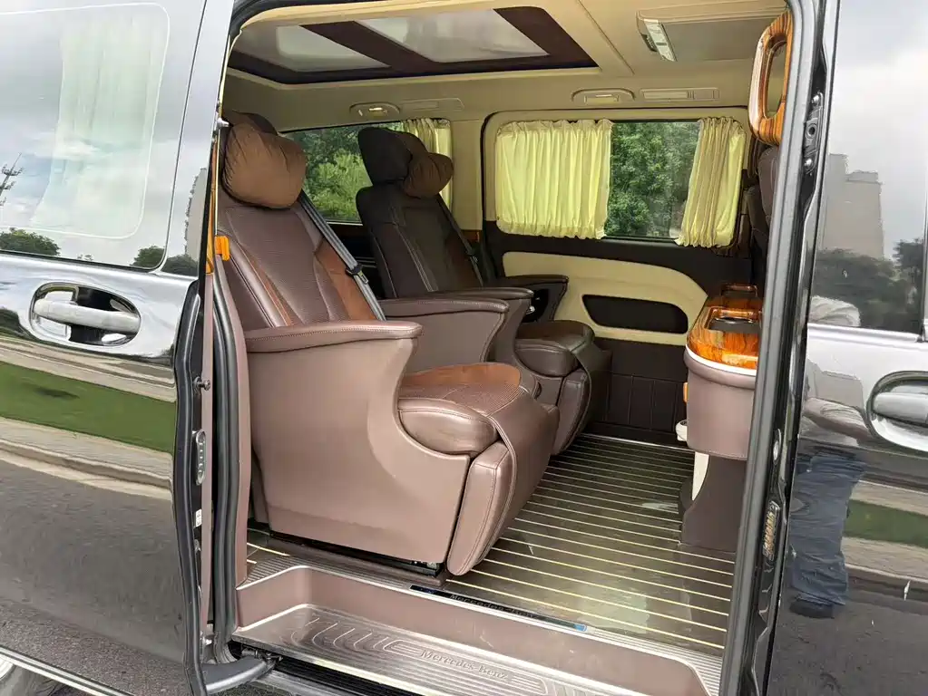 Mercedes-Benz Vito — миниатюра 10