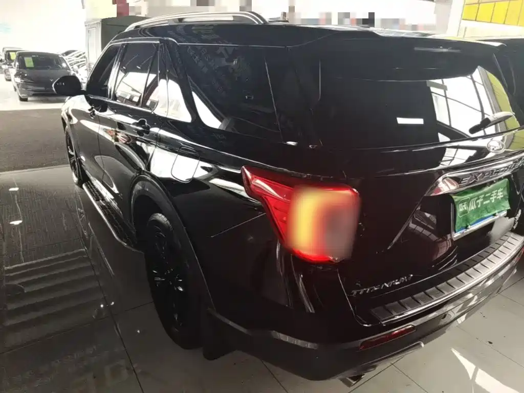 Ford Explorer — миниатюра 5