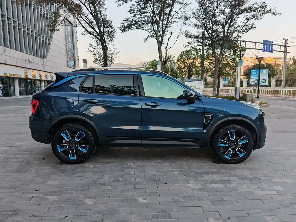Lynk & Co 01 2.0T 2WD Shine Pro Edition China V, фото 4