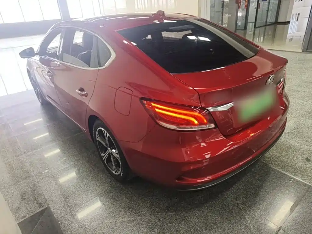 MG 6 New Energy — миниатюра 5