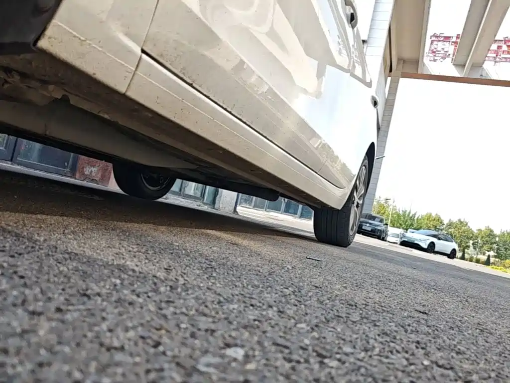 Buick Excelle — миниатюра 22