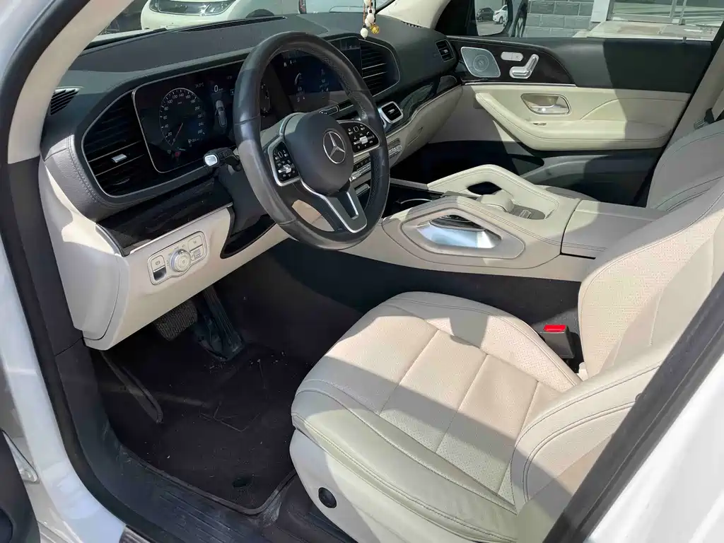 Mercedes-Benz GLE (Import) — миниатюра 5