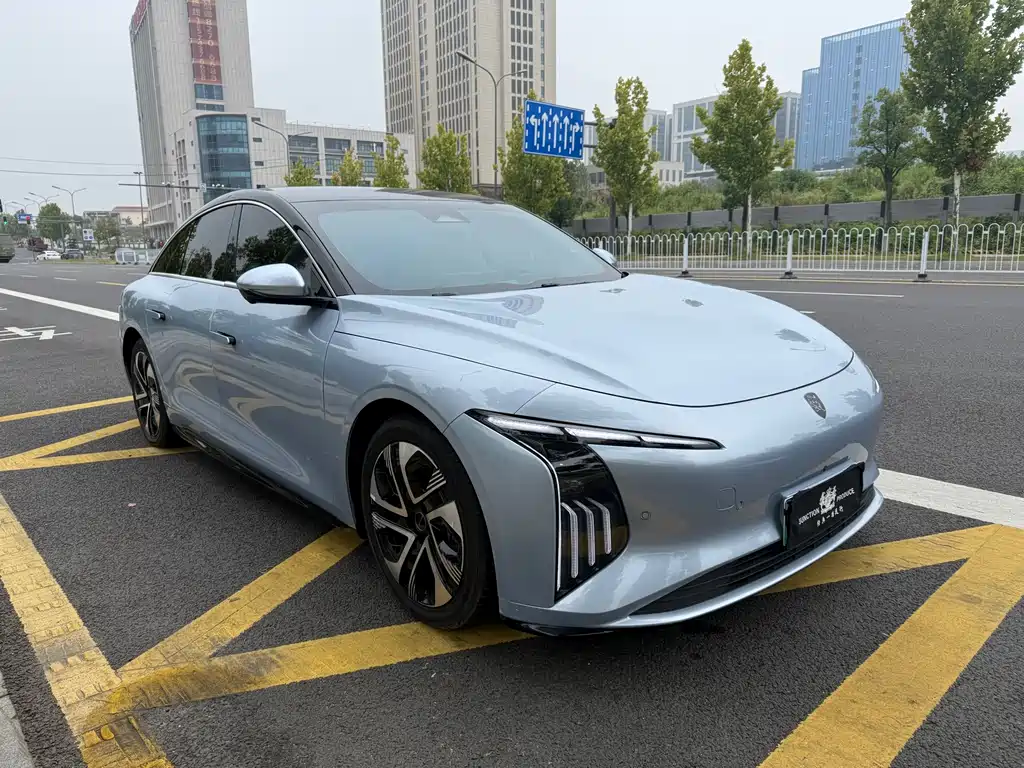 Fengxing Xinghai S7 — миниатюра 3