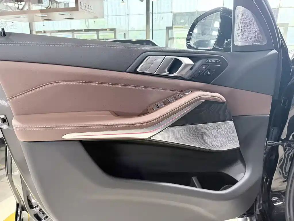 BMW X7 2020 xDrive40i Lead Luxury