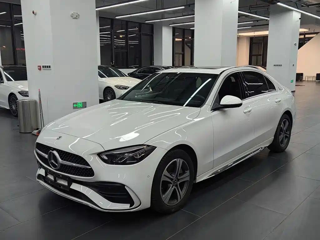 Mercedes-Benz C-Class 2022