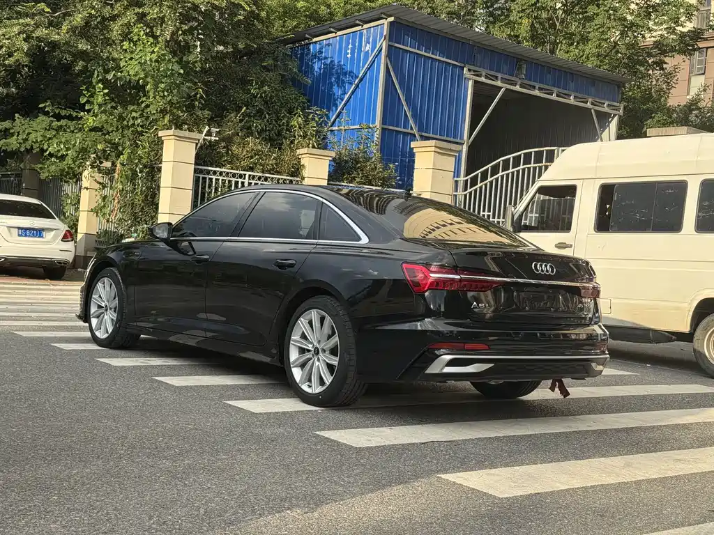 Audi A6L — миниатюра 15