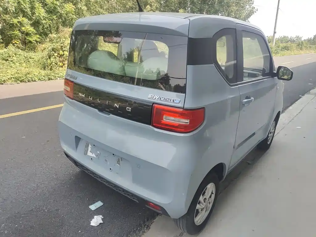 Wuling MINIEV — миниатюра 7