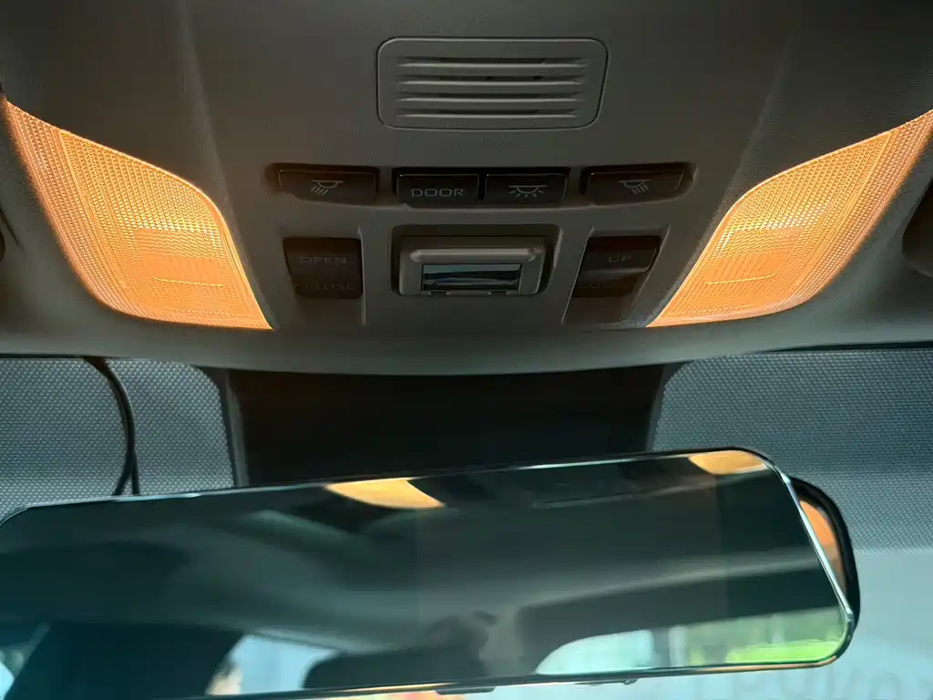 Toyota Corolla — миниатюра 18