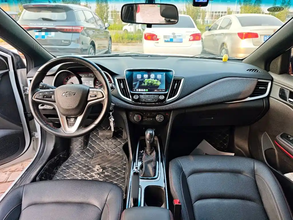 Chevrolet Monza — миниатюра 10