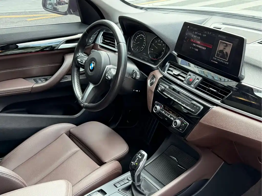 BMW X1 — миниатюра 9