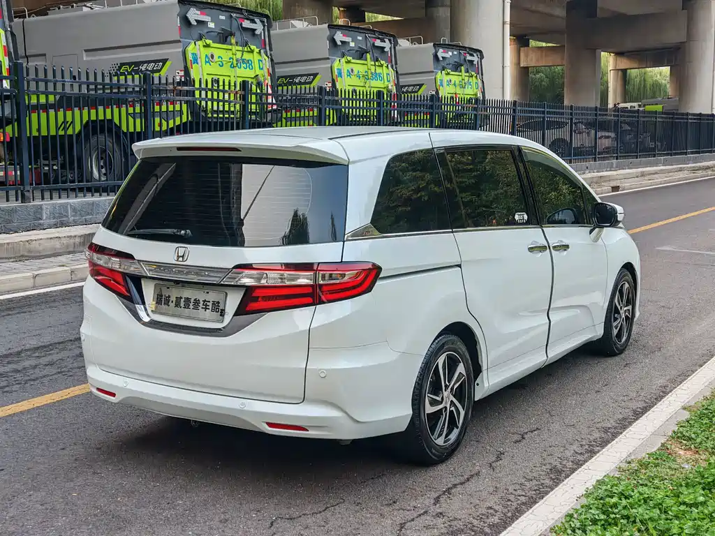 Honda Odyssey — миниатюра 16