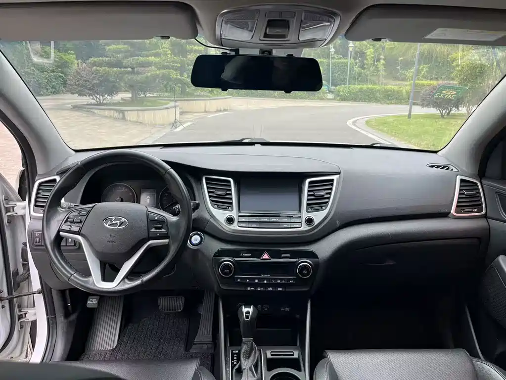 Hyundai Tucson — миниатюра 8
