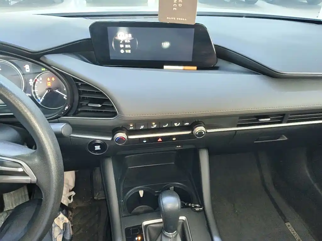 Mazda 3 Axela — миниатюра 13