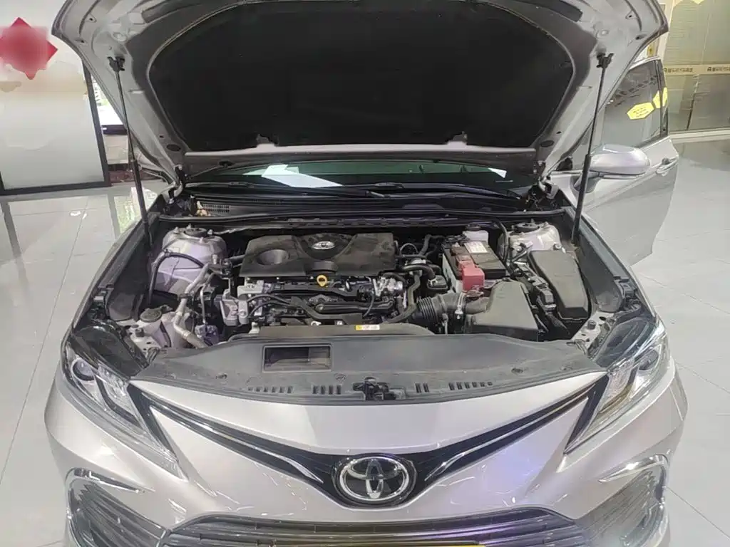 Toyota Camry — миниатюра 20