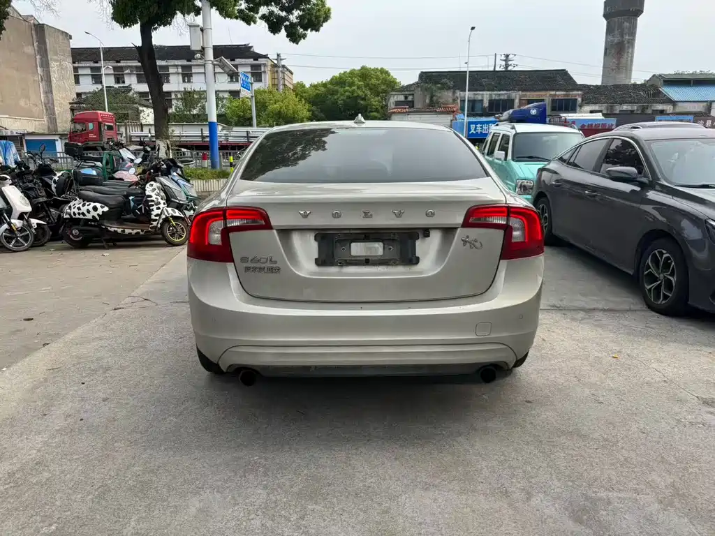 Volvo S60 S60L T3 Smart Drive Edition, фото 4