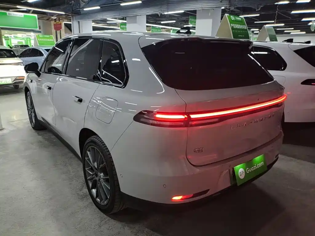 Leapmotor Leapmotor C10 — миниатюра 5