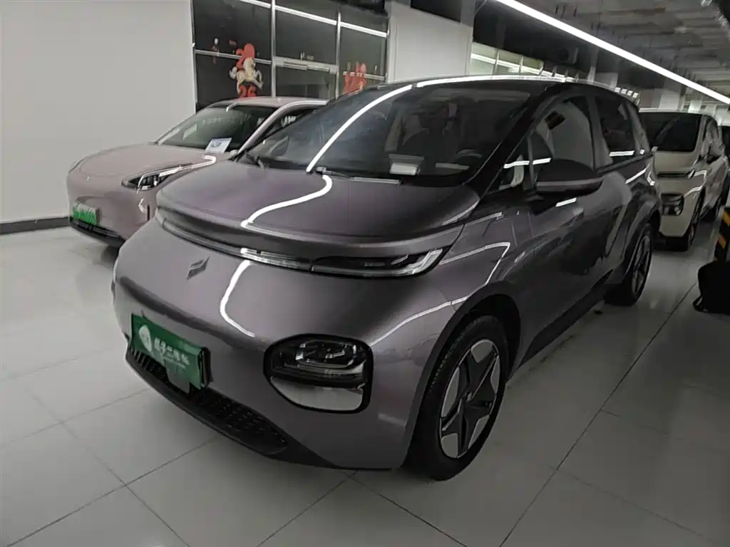 Baojun Yunduo 2024