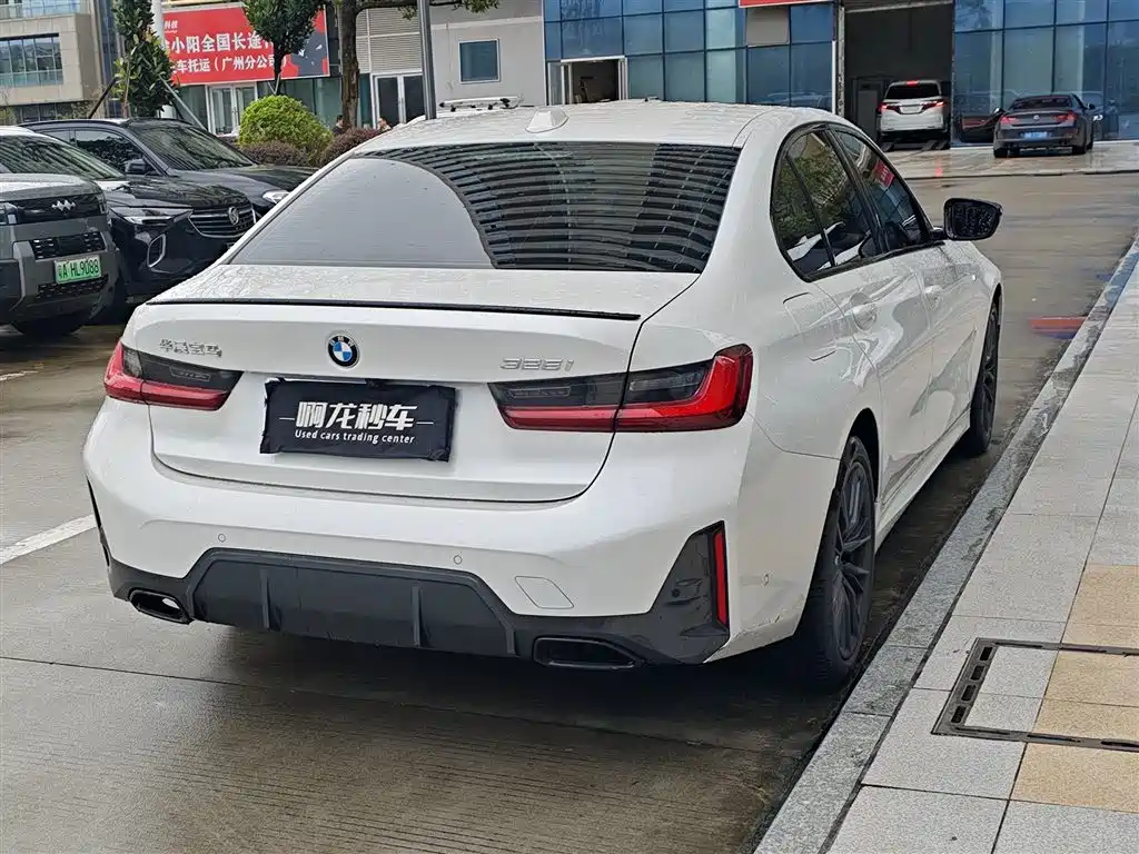 BMW 3 Series — миниатюра 9