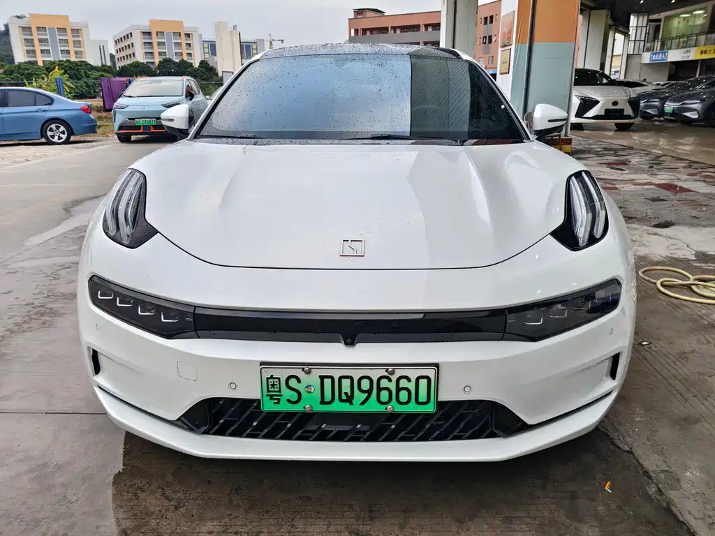 ZEEKR EXTREME KRYPTON 001