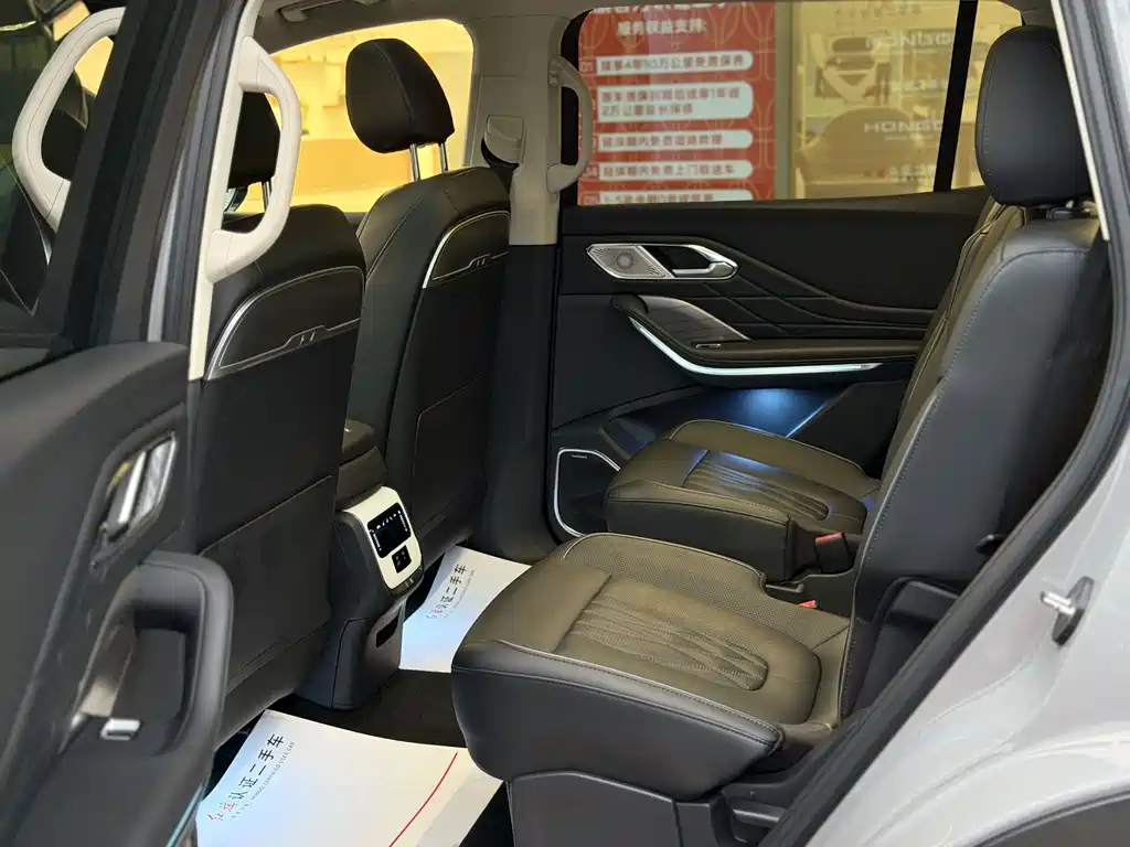 Hongqi Hongqi HS7 PHEV — миниатюра 14
