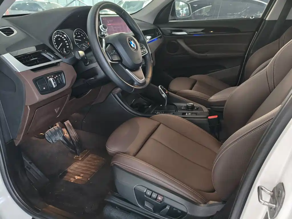BMW X1 — миниатюра 8