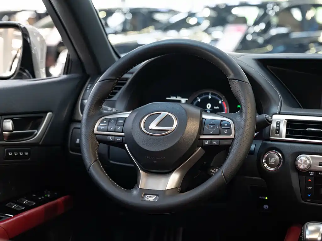 Lexus GS — миниатюра 14