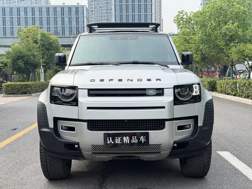 Land Rover Defender — миниатюра 2