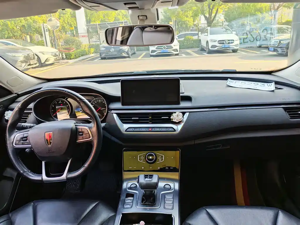 Hongqi Hongqi H5 — миниатюра 9