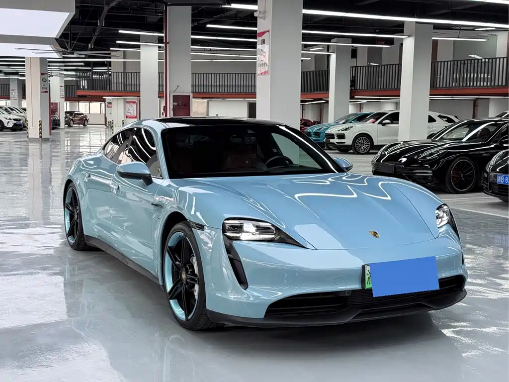 Porsche Taycan — миниатюра 3