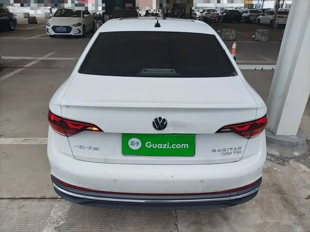 Volkswagen Sagitar — миниатюра 6