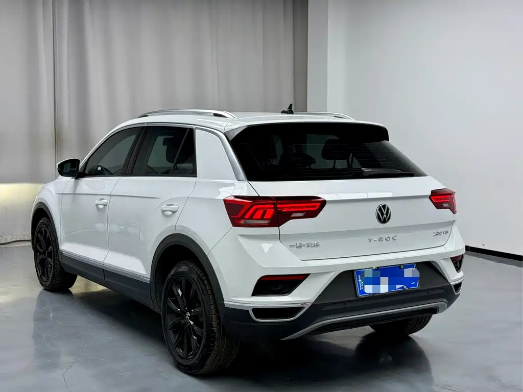 VOLKSWAGEN T ROC EXPLORING SONGS