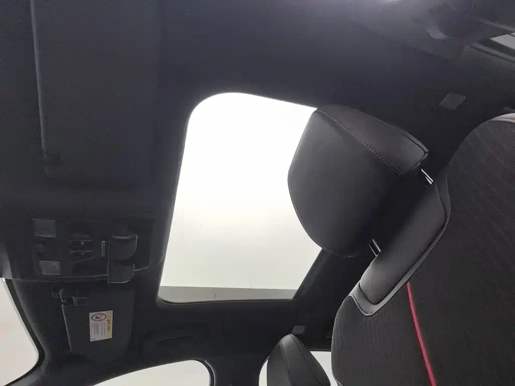 Ford Mondeo — миниатюра 14