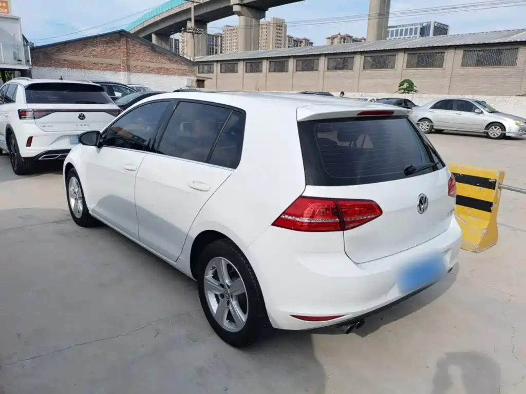 Volkswagen Golf — миниатюра 5