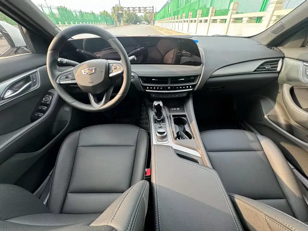 Cadillac CT5 2025 28T Sport