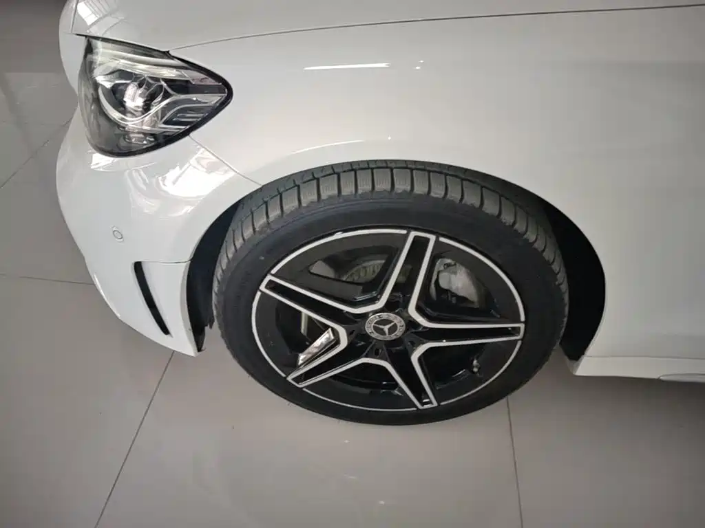 Mercedes-Benz C-Class — миниатюра 23