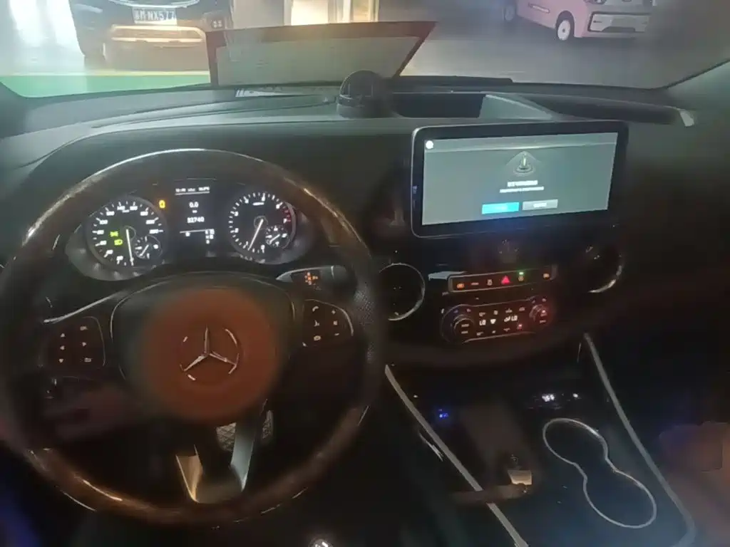 Mercedes-Benz Vito — миниатюра 10